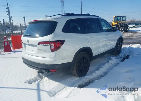 2021 Honda Pilot Awd Black Edition z USA, uszkodzony, nr VIN 5FNYF6H72MB067907